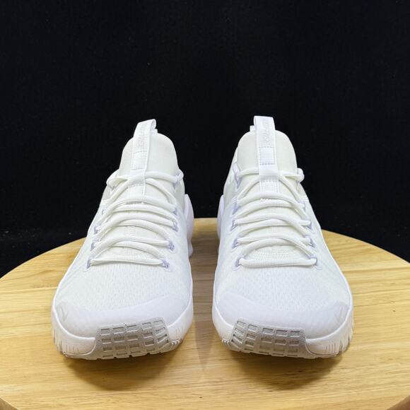 NEW Nike Free Metcon 6 Triple White Platinum Tint FJ7126-101 Women's Size 8 - Picture 3 of 9